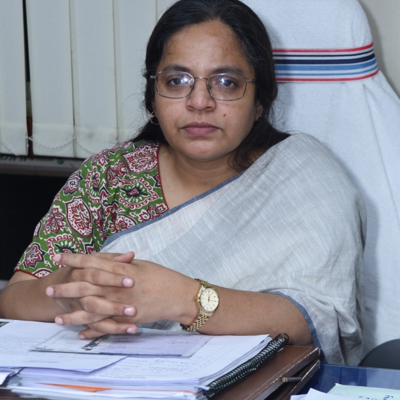 Smt. Nuzhat Zainab